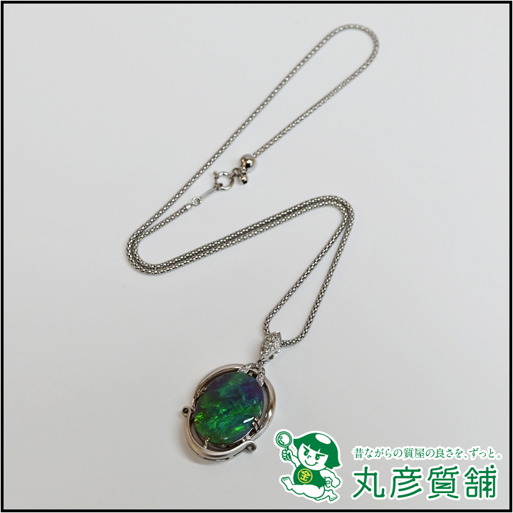 宝石・ジュエリー ネックレス K18WG ブラックオパール7.2ct D0.2ct 